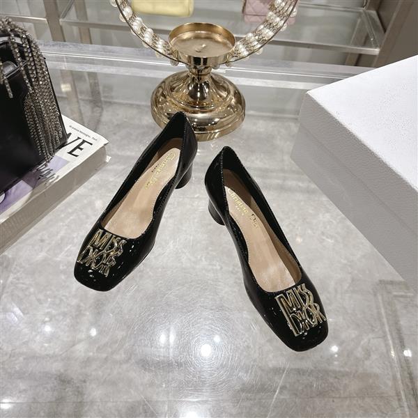 2025112717154189 270